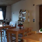 Ai Pianai Bed & Breakfast Mel